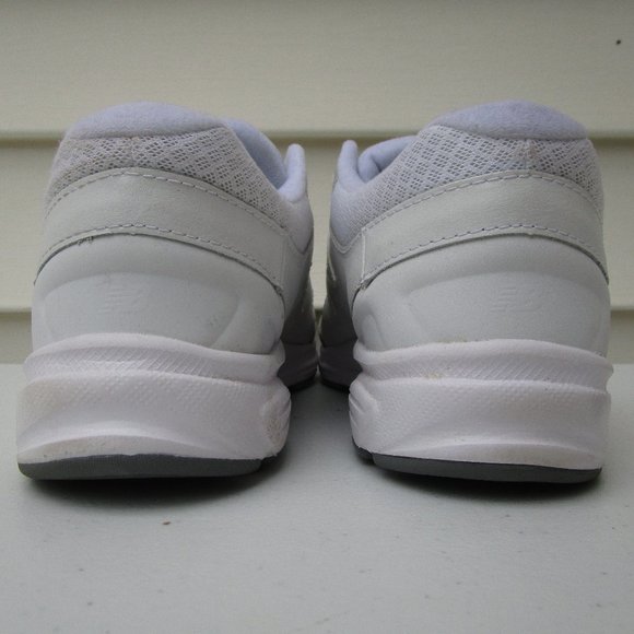 New Balance 411 Women's 9.5 Wide Width Shoes WW411HW2 Walking White Cushion - Picture 4 of 9